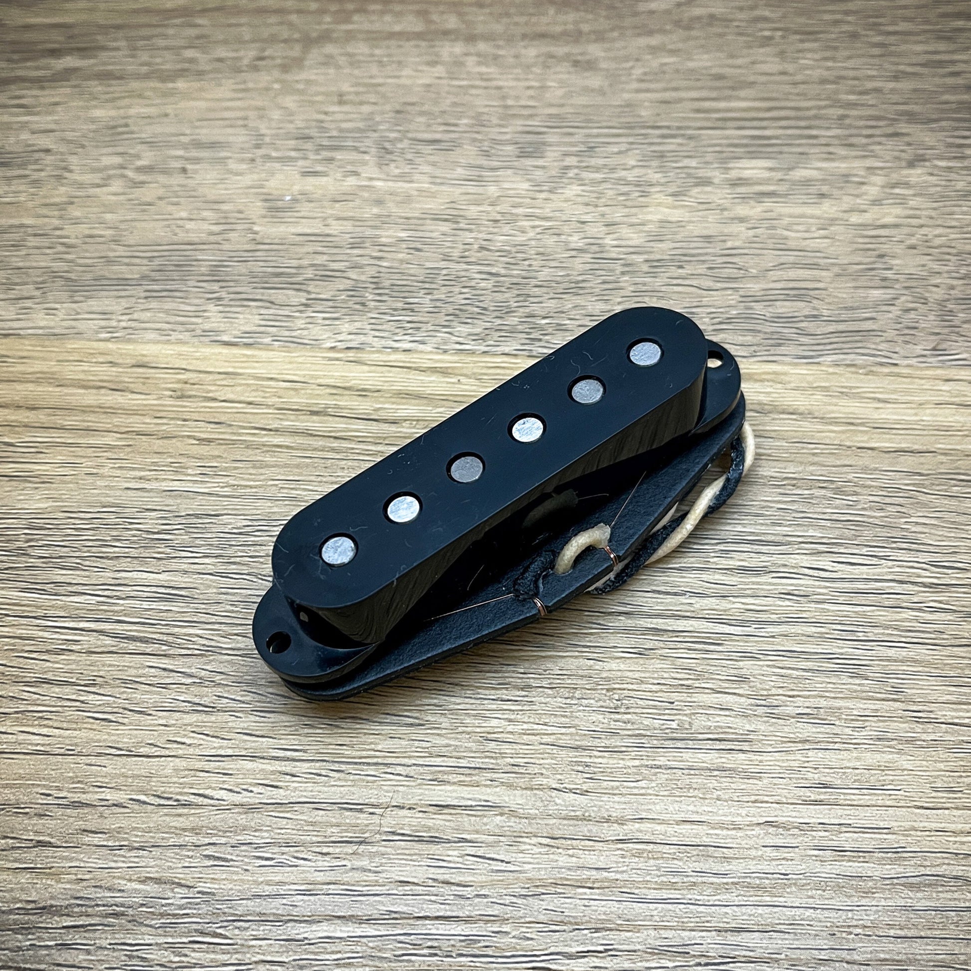 Old Bones Pickups Modern SC Black Aged